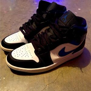 nike air jordan 1 racer blue